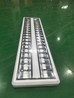 Luminaire fluorescent moderne à grille T8 2x36W 0,6m à persiennes 2'x2' 1x4' pour éclairage de bureau/salle de classe avec garantie de 5 ans
