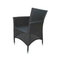 Chaises empilables de plage de jardin en rotin et osier Chaise d'extérieur de style classique pour des sièges confortables