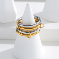 JOYE Bague multi-anneaux superposée à quatre couches pour femme, plaquée titane or 18 carats, avec pierre naturelle, élégante pour fêtes et anniversaires