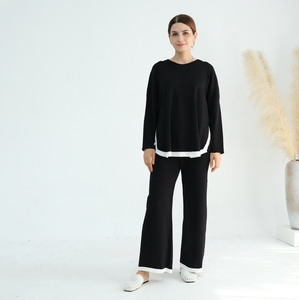 2024 ropa de <span class=keywords><strong>estilo</strong></span> árabe de Oriente Medio para <span class=keywords><strong>mujer</strong></span>, conjunto de punto grueso de invierno, suéter suelto, <span class=keywords><strong>pantalones</strong></span> de pierna ancha, conjunto de dos piezas - Product Image 4