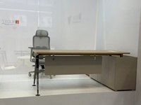 Cadre de bureau exécutif moderne en métal en forme de L pour la maison, le bureau, l'école, l'hôtel - Tailles personnalisables et structure robuste