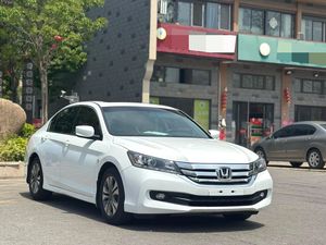 Sedán Usado en Venta, <span class=keywords><strong>Honda</strong></span> <span class=keywords><strong>Accord</strong></span> <span class=keywords><strong>2014</strong></span>, 9na Generación, 2.0L EXN Luxury, 5 Plazas, Gasolina, R16, Volante a la Izquierda, Jiben Auto - Product Image 3