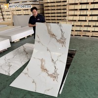 Losa de Mármol de PVC de Alto Brillo de 1220 x 2440 x 3 mm para Decoración de Paredes Interiores
