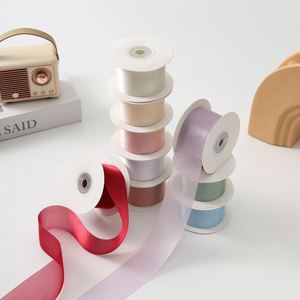 Ruban gros-grain en soie de lait douce couleur unie 4 cm, 100 yards, en soie véritable écologique pour emballage cadeau de Noël, cheveux et arc-en-ciel - Product Image 1