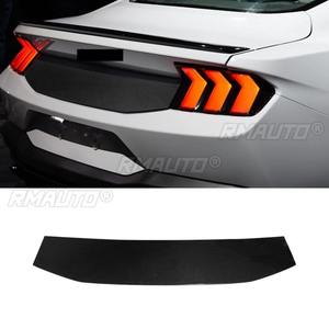 Aileron de décoration de coffre arrière en fibre de carbone véritable pour Ford Mustang 2024, pièce de modification, garniture de coffre arrière, accessoires automobiles - Product Image 1