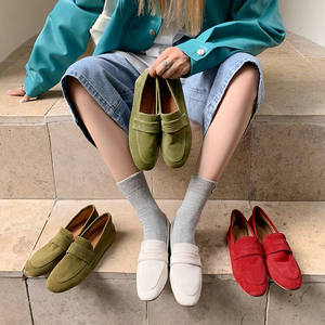 Grande taille 42 <span class=keywords><strong>chaussures</strong></span> pour dame 2024 automne nouveau vintage bout rond enfant daim femmes <span class=keywords><strong>chaussures</strong></span> quotidien confortable sans lacet appartements mocassins vert - Product Image 4