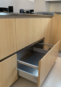 Lámina de Acero Inoxidable con Acabado <span class=keywords><strong>Madera</strong></span> Antihuellas para Cocina - Product Image 3