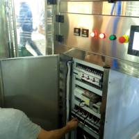 Machine d'emballage verticale automatique de sachets d'eau, machine de remplissage et de scellage de liquides pour l'eau potable minérale pure