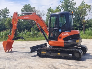 Mini-excavatrice hydraulique d'occasion 5 tonnes, modèle Kubota Kx057-4 U55-4 U55-5, pour travaux de terrassement - Product Image 2