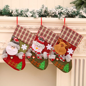 Nueva Bolsa de Regalo Navideña con Diseño de Cuadros Grandes, Decoración Navideña, Bolsa de Regalo para Niños - Product Image 1
