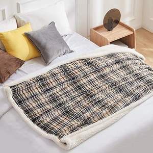 Custom OEM ODM Flannel and Sherpa Double-Layered Blanket Soft Classic Check Polyester Blanket <strong>Cosy</strong> and Plush Sherpa Fleece <strong>Throw</strong> - Product Image 6