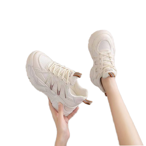 Nuevos Zapatos Casuales <span class=keywords><strong>Deportivos</strong></span> <span class=keywords><strong>de</strong></span> <span class=keywords><strong>Mujer</strong></span> para Correr Transpirables y Antideslizantes con Cordones Planos para Otoño - Product Image 3