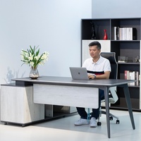 Bureau de direction moderne et élégant en forme de L, combinaison simple pour cadre supérieur