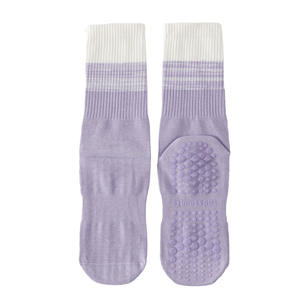 Calcetines <span class=keywords><strong>de</strong></span> Yoga Antideslizantes Two Wolves para Unisex, Calcetines Deportivos <span class=keywords><strong>de</strong></span> Ballet, Calcetines <span class=keywords><strong>de</strong></span> Algodón/PVC <span class=keywords><strong>de</strong></span> Punto Plano, Calcetines Antideslizantes hasta la Pantorrilla, Calcetines Antiolor - Product Image 1