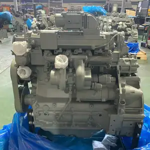 Fabrika fiyat su soğutmalı motor 74.9KW 2300RPM BF4M2012C dizel makine motoru