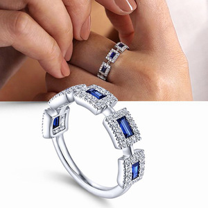 Anello da Donna F1708 in Argento con Diamanti e Pietre Blu, Gioiello di Fidanzamento con Diamanti Naturali Taglio Baguette Colore G - Product Image 1