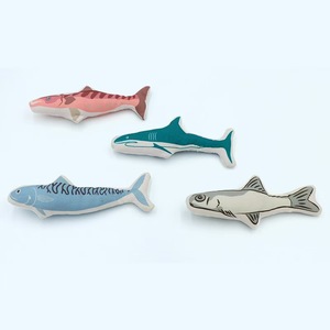 Juguetes para gatos con forma de pez de lona caliente, juguetes para masticar para aliviar el aburrimiento, hierba gatera, juguetes interactivos para gatos resistentes al desgaste, suministros para mascotas - Product Image 2