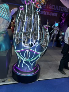 Nuova Scultura LED Personalizzata di Design Artistico, Tendenza di Moda Popolare per KTV, BAR, Night Club, Ornamento Angelo Artistico - Product Image 3