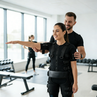 Combinaison EMS sans fil professionnelle pour entraînement personnel 1 sur 1 |   Équipement EMS pour studio individuel |   OEM disponible