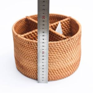 Cesta Redonda Premium de Mimbre Tejido con Compartimentos Divididos – Accesorio Ecológico para Mesa de Comedor Vietnam - Product Image 6