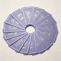 Jeu de cartes Oracle Tarot personnalisable KingCards en papier d'art portable avec estampage à chaud personnalisé, incluant un livret, double jeu, bords mats