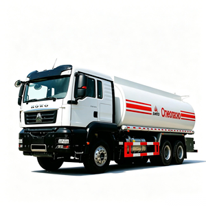 Camión Cisterna Diésel HOWO 6X4, Capacidad de 31-40T, Almacenamiento de Productos Químicos de 15001-30000L, Transmisión Manual - Product Image 1