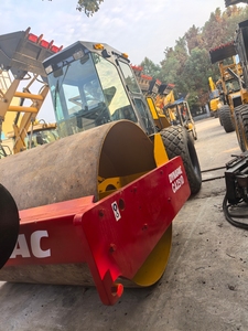 <b>Used</b> Construction Equipment Dynapac <b>Road</b> <b>Roller</b> CA25D CA301D CA30D Dynapac Brand CC211 CA251D - Product Image 4