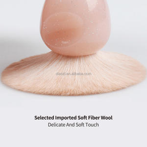 DIAS <span class=keywords><strong>Precio</strong></span> de Fábrica Nuevo Mango de Plástico Polvo Corporal Suave Niños Lindo Simple Tamaño de Viaje Venta al por mayor Rosa Pincel de Maquillaje Individual - Product Image 2