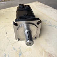 Moteur hydraulique orbital de traction pour machines agricoles, à faible vitesse, à puissance équilibrée, pour chenilles de rizières