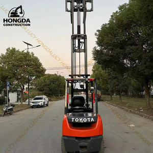 Chariot élévateur TOYOTA FD30/FD50 d'occasion fabriqué au Japon Haute qualité en bon état Presque neuf Pas cher - Product Image 3