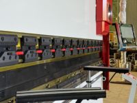 Presse plieuse CNC DADI WE67K pour la pliage de tôles de portes d'ascenseur/chariots