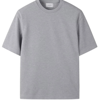 Logo personnalisé OEM sur le devant, tissu dobby 100% coton écologique, anti-bactérien, col en V, motif uni, imprimé avec un motif en relief, coupe ample unisexe