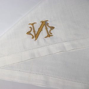 Servilletas de tela bordadas hechas a mano 100% Lino varios estilos y colores a la venta - Product Image 4