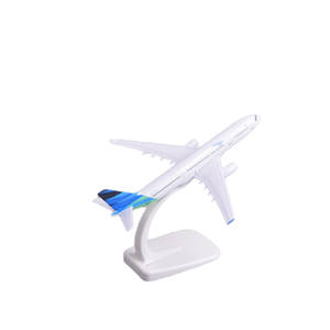 Modellino di Aereo A330 Garuda <span class=keywords><strong>Indonesia</strong></span> 16CM in Metallo Pressofuso con Carrello di Atterraggio in Zinco per Ragazzi - Product Image 1