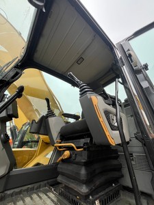 Excavatrice d'occasion Cat 330GC de 30 tonnes, d'origine japonaise, en excellent état, à Shanghai - Product Image 4