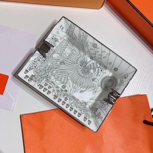 Ceniceros de Cerámica Cuadrados Decorativos de Lujo al por Mayor - Diseño Americano Moderno, Ecológicos para el Hogar, Hotel, Restaurante - Product Image 1