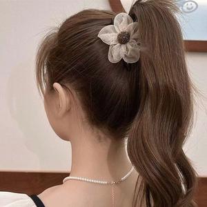 مشابك شعر بلاستيكية بالجملة على شكل سمكة القرش مع شبكة دانتيل وزهور كريستالية لتسريحات الشعر العالية وإكسسوارات الشعر النسائية العصرية - Product Image 4