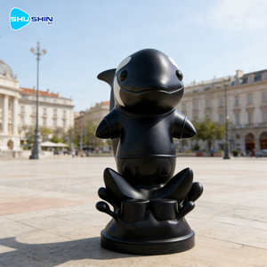 Sculpture en résine et FRP de petit requin mignon, art de dessin animé pour la décoration de la maison - Product Image 2