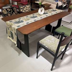 โต๊ะอาหารสไตล์วินเทจฝรั่งเศส ทำจากไม้แอช ดีไซน์เรียบง่ายทันสมัย พร้อมความหรูหราแบบมินิมอล เหมาะสำหรับหลายคน ใช้ได้ทั้งในบ้านและร้านอาหาร - Product Image 4