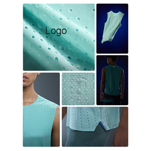 เสื้อกล้ามวิ่งมาราธอนผู้ชายแบบแห้งเร็วสีพื้นพร้อมโลโก้สะท้อนแสง รับผลิตตามสั่งขายส่ง - Product Image 1