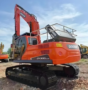 Escavatore Gommato Usato Doosan DX300LC-9C Arancione di Alta Qualità, 30 Tonnellate, 2023, per Costruzioni Pesanti, con Cambio e Motore Originale - Product Image 1