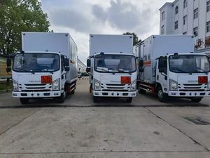 Para Isuzu: Camión de Carga Pequeño 4x2 Nuevo, Diésel Euro 2, Furgoneta con Caja de Cambios Rápida, Volante a la Izquierda, Ideal para el Segmento de Entrega Rápida - Product Image 5