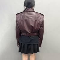 Veste en cuir courte vintage bordeaux à col montant et fermeture éclair Jancoco pour femme, veste en cuir véritable à effet bulle, coupe personnalisée