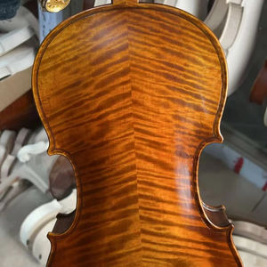 <span class=keywords><strong>Viola</strong></span> hecha a mano de <span class=keywords><strong>15</strong></span> <span class=keywords><strong>pulgadas</strong></span>, abeto sólido y arce con buen sonido, buen grano, cinco cuerdas, puente Aubert - Product Image 1