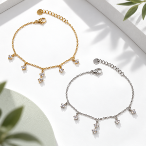 สร้อยข้อมือทรงหยดน้ำประดับเพทาย สแตนเลสสตีล ชุบทอง 14K แบบสุญญากาศ สายโซ่เส้นเล็ก มีตัวเลือกสีทองและสีเงิน - Product Image 1