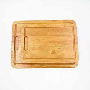 Tabla de cortar de madera rectangular de caucho para carne, pan, pizza, bandeja de servir para el hogar y fiestas - Product Image 1