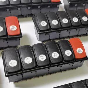 Universal Pelatih Bus Truk Mengangkat Papan Rocker Switch - Product Image 2