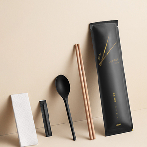 Biểu Tượng Tùy Chỉnh Cá Nhân Dùng Một Lần Dao Kéo Mô Nhà Hàng Đũa Spoon Set Với Kraft Túi Giấy Bao Bì Độc Lập - Product Image 1