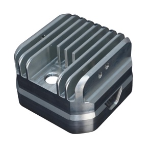 Pièces usinées CNC en métal sur mesure OEM, services de tournage d'aluminium de haute précision à bas prix et coûts raisonnables - Product Image 6