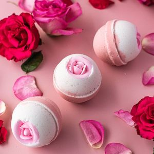 Aromatische Rosenblüten-Badekugel für Wohltuende Entspannung |   Botanischer Sprudelbad mit Ätherischen Ölen für Luxuriöse Hautpflege in Großhandelsverpackung - Product Image 3